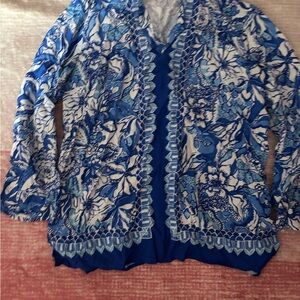 Lilly Pulitzer Blue and White Floral Top